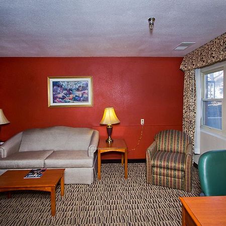 Suburban Extended Stay Hotel オマハ 部屋 写真