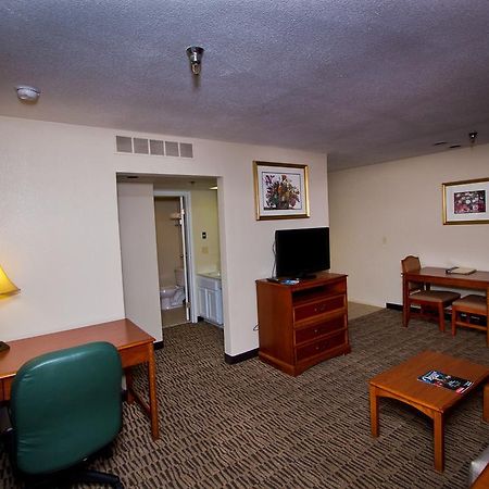 Suburban Extended Stay Hotel オマハ 部屋 写真