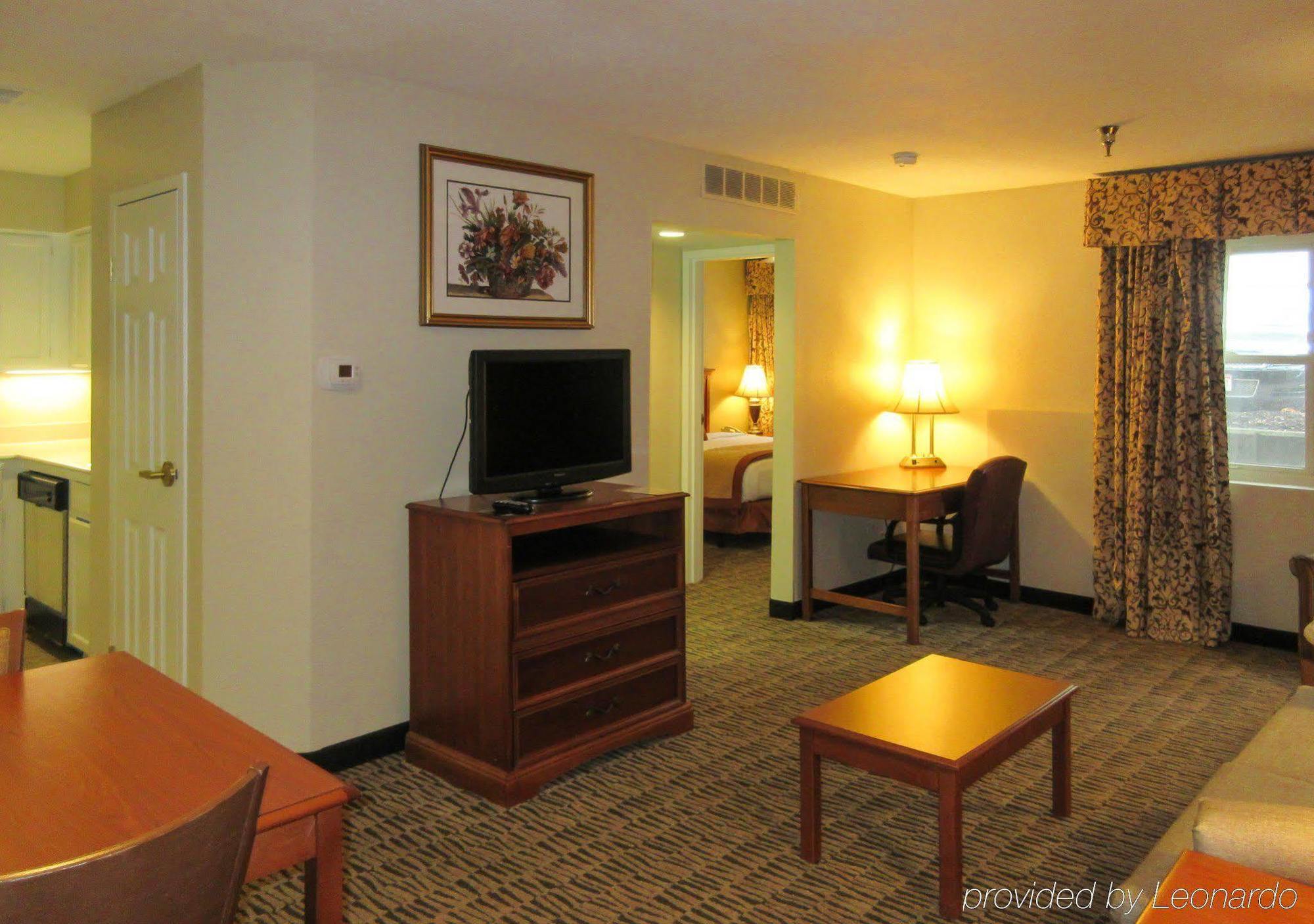 Suburban Extended Stay Hotel オマハ エクステリア 写真