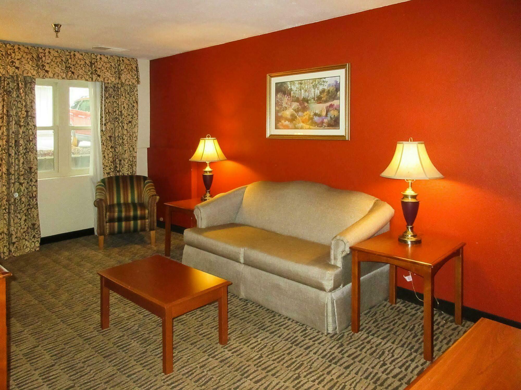 Suburban Extended Stay Hotel オマハ エクステリア 写真